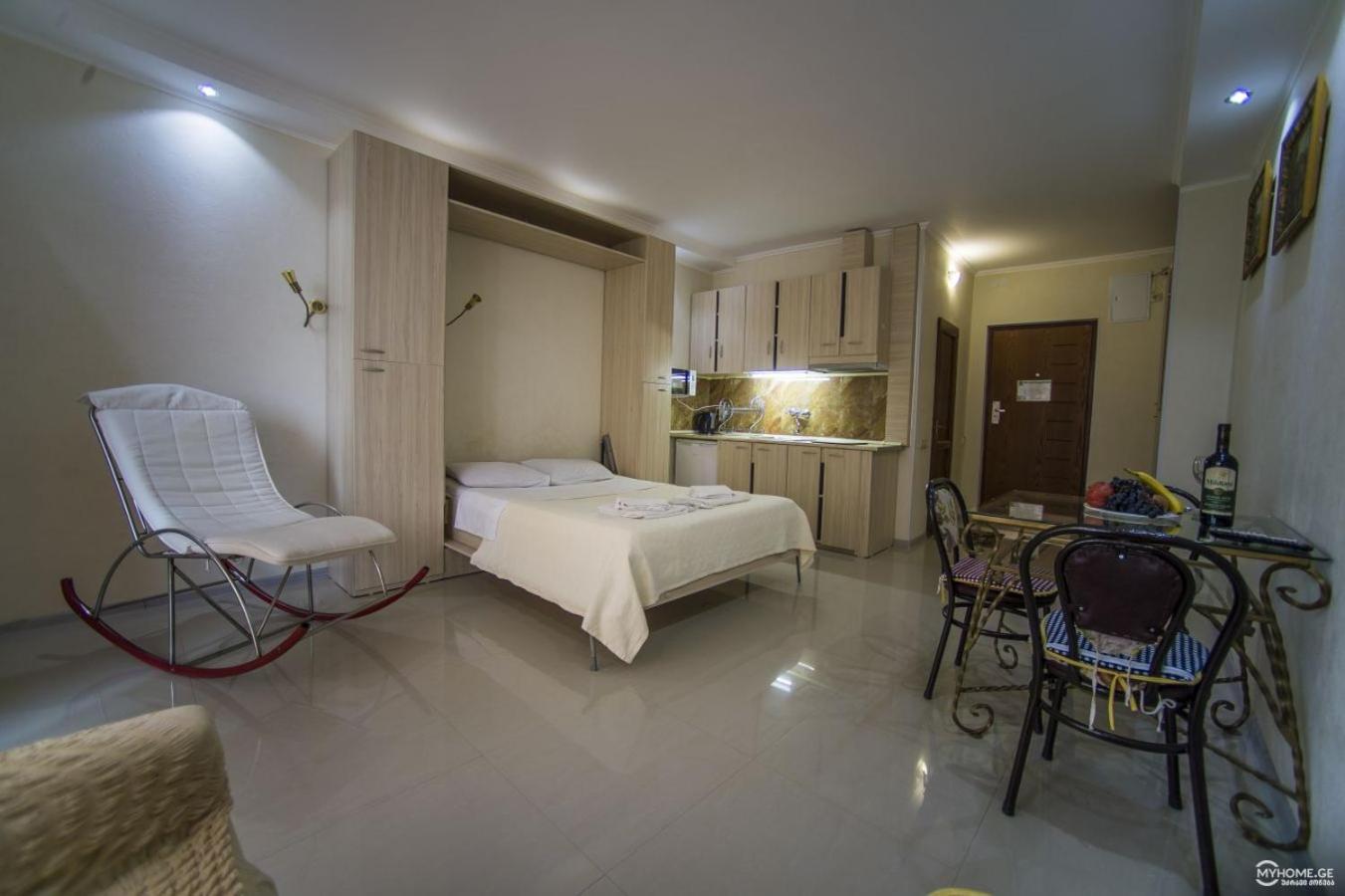 Batumi Royal Apartments Exterior photo